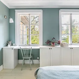 Peaceful, Picturesque & Forest Retreat Holiday home Stockholm
